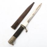 A German bayonet and scabbard, blade length 20cm