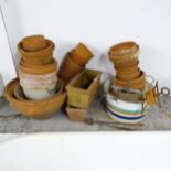 Various terracotta garden pots, painted metal planter etc