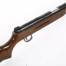 A Snow Peak air rifle, underlever action, serial no. X413126, overall length 104cm