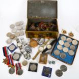 Various collectables, including Second World War medals, 9ct rose gold brooch mount, coins,