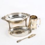 A silver plated Royal Berkshire tankard, a silver plated roll over bacon dish, and a silver fish