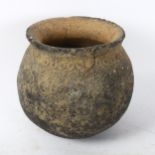 A pre-Columbian pottery vessel, height 11cm