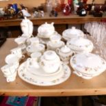 Wedgwood Mirabelle dinner service, including tureens and meat plate, matching tea set etc