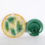 Majolica foliate design plate, 30cm, and a Wedgwood scallop shell plate