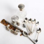A group of silver and plated items, to include 7 silver thimbles, an embossed silver-topped dressing