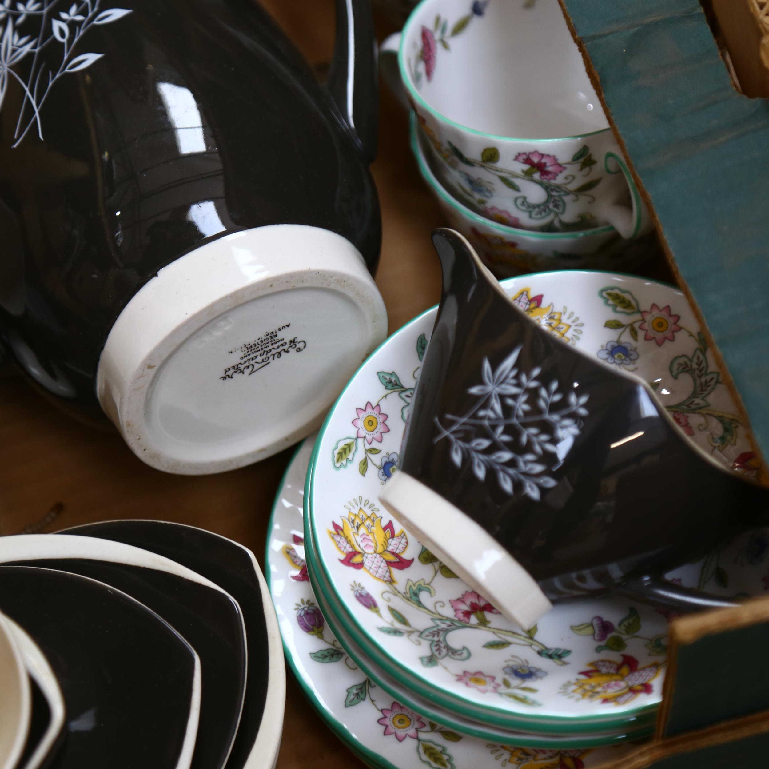 A Carlton Ware hand painted Australian design coffee service, Minton's Hadden Hall cups and saucers, - Bild 2 aus 2