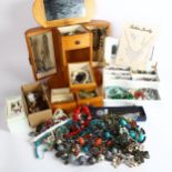 A large quantity of costume jewellery, including a 2 jewellery boxes, wristwatches etc (boxful)