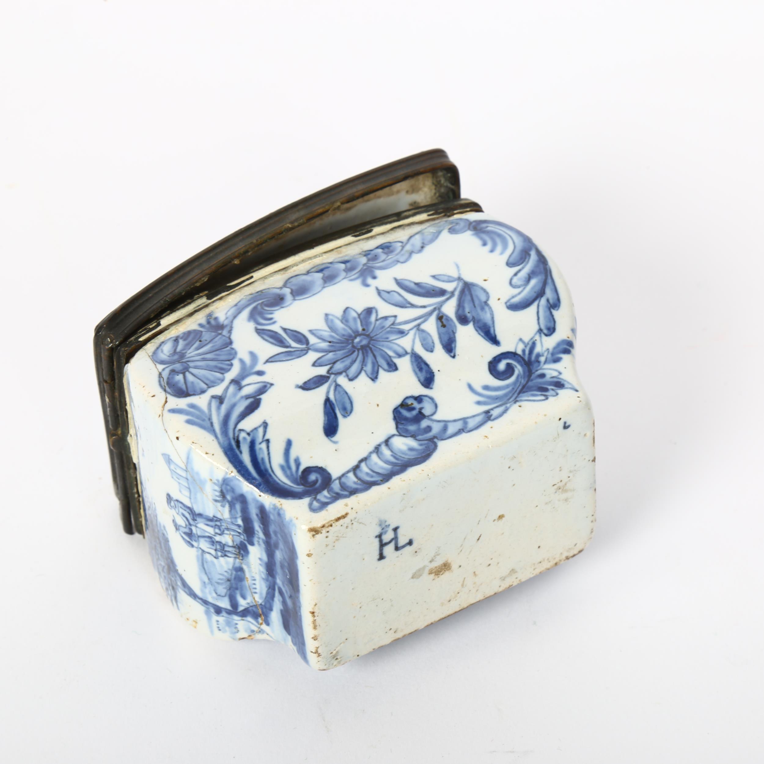 18th century Delft pottery box, with pewter mount, length 7cm, height 6cm, A/F Lid has been broken - Bild 2 aus 2