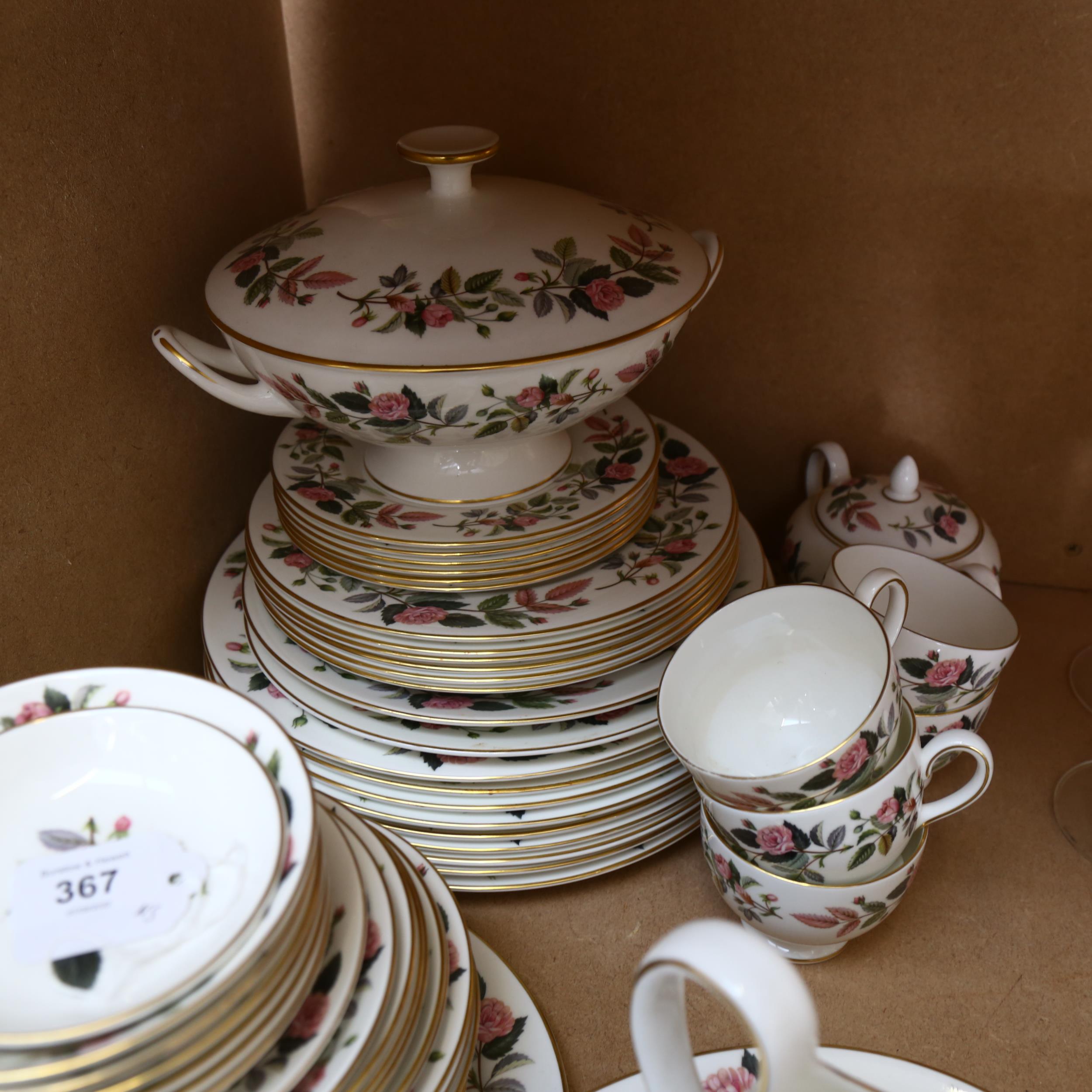 Extensive Wedgwood dinner service and matching tea set, including jugs, sugar bowl and meat plate, - Image 2 of 2