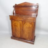 An Antique mahogany chiffonier, with raised back, single frieze drawer and cupboards under, 95 x 140