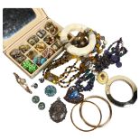 Various costume jewellery, to include 4 assorted bangles, various clip-on earrings, pewter brooch,