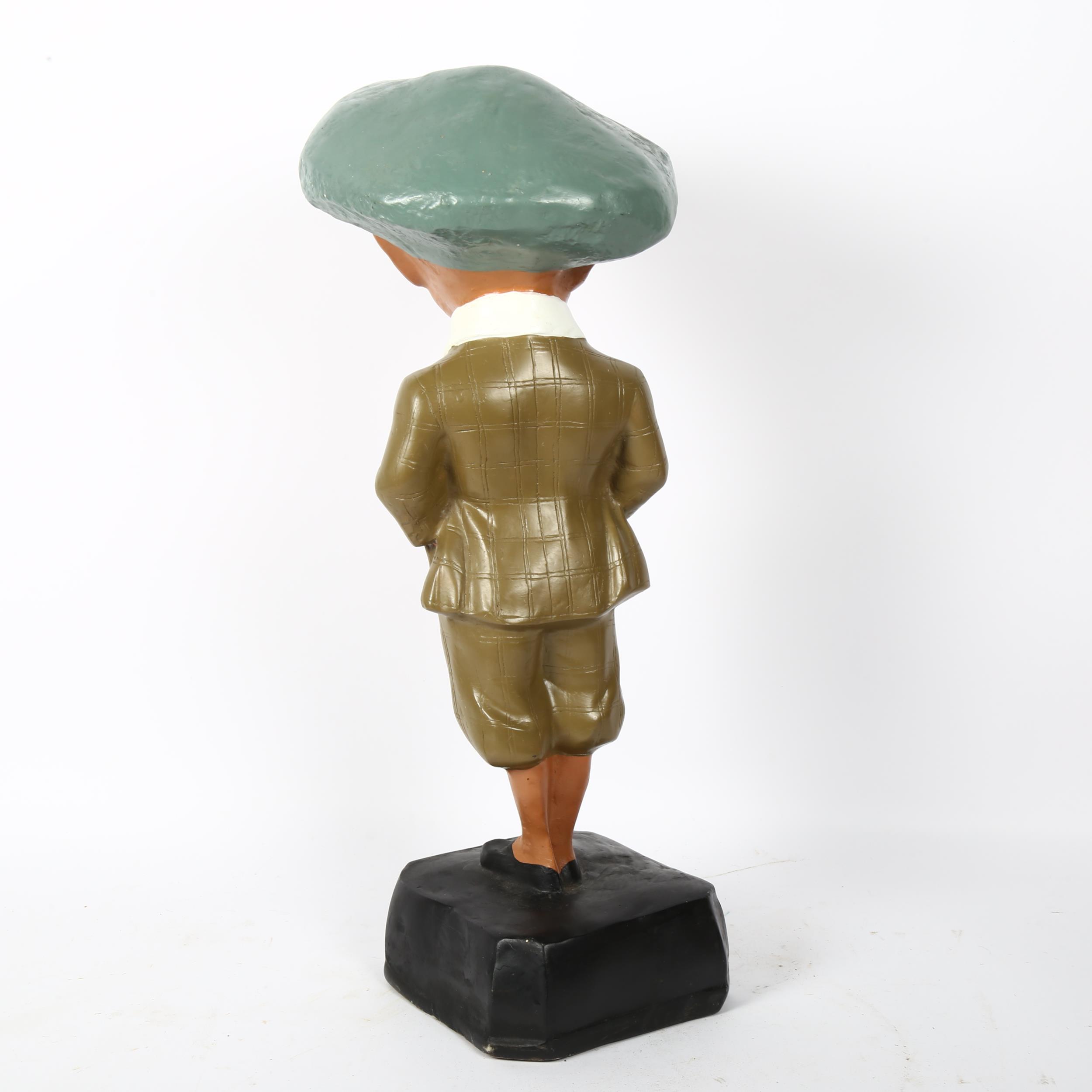 A painted composite golfing advertising figure "He Played A Penfold", height 52cm Good overall - Bild 2 aus 2