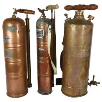3 Vintage brass and copper sprayers, including the Four Oaks spraying machine, and 2 French