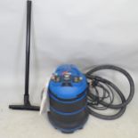 A Draper Expert M Class wet and dry vacuum cleaner with instruction manual and accessories New £495