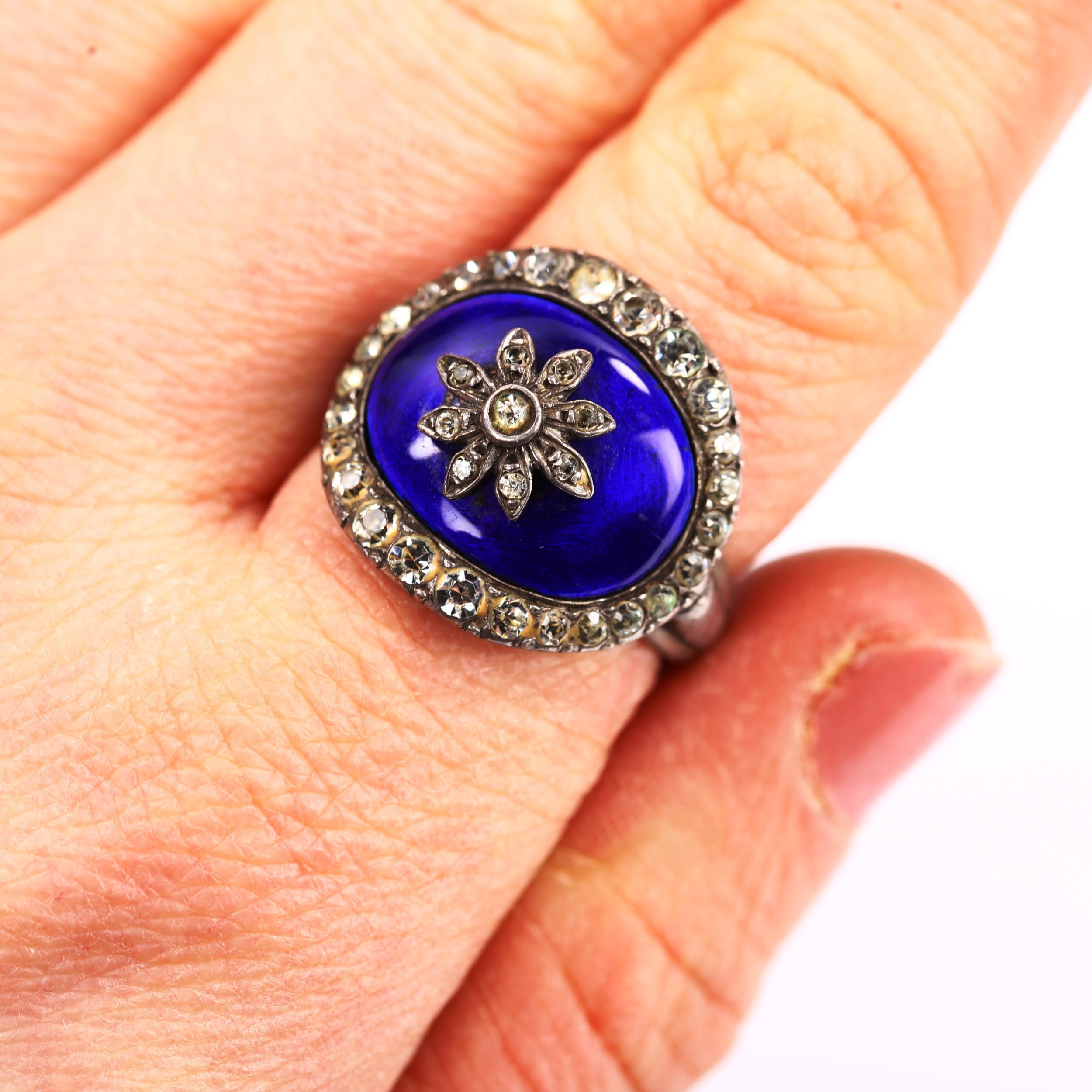 A Georgian blue enamel and paste ring, unmarked white metal settings, 18.6mm, size P, 10.1g No - Image 4 of 4