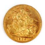 An Edward VII 1909 gold full sovereign coin, 7.9g