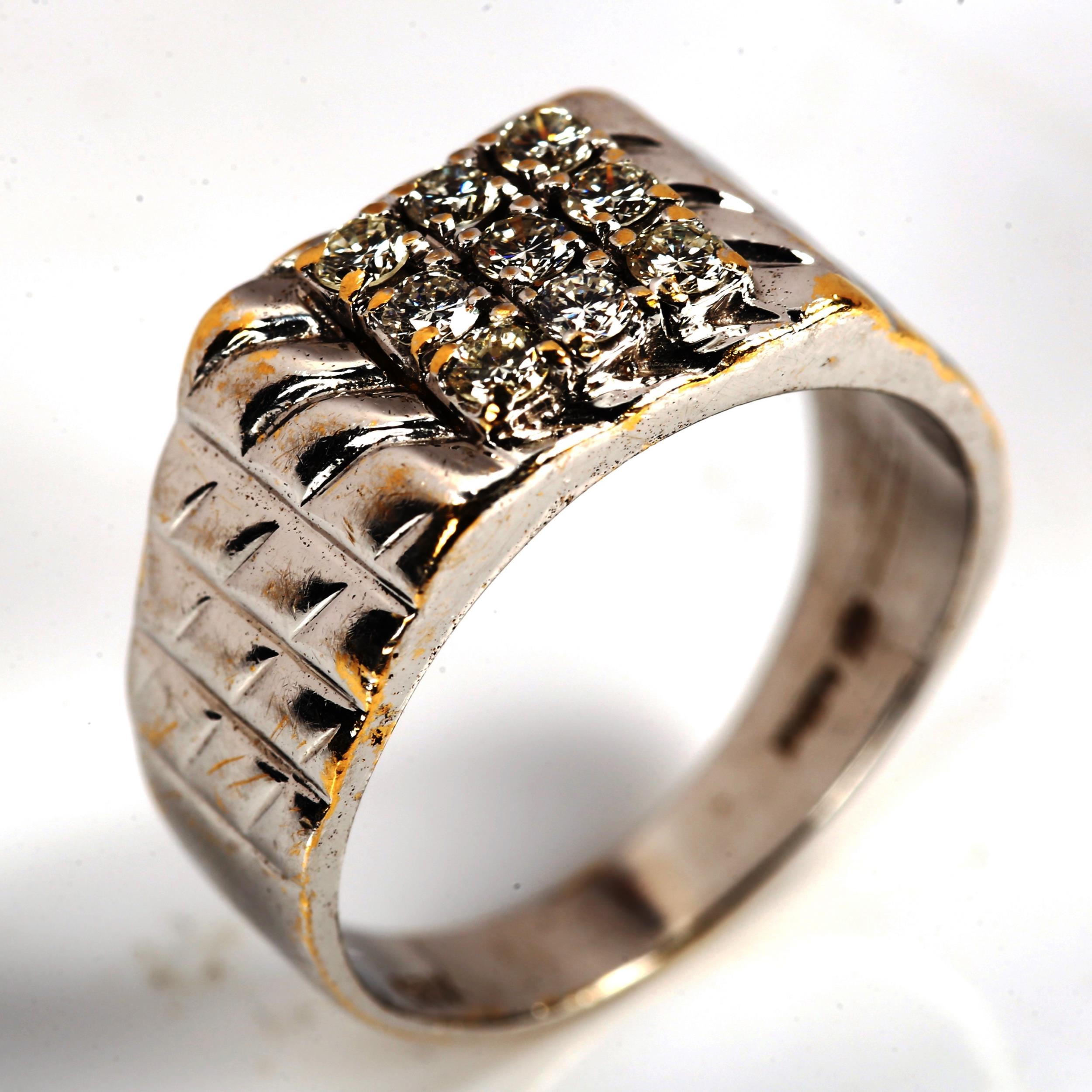 A modern 18ct gold diamond cluster signet ring, set with modern round brilliant-cut diamonds, - Image 2 of 4