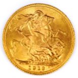 A George V 1913 gold full sovereign coin, 7.9g