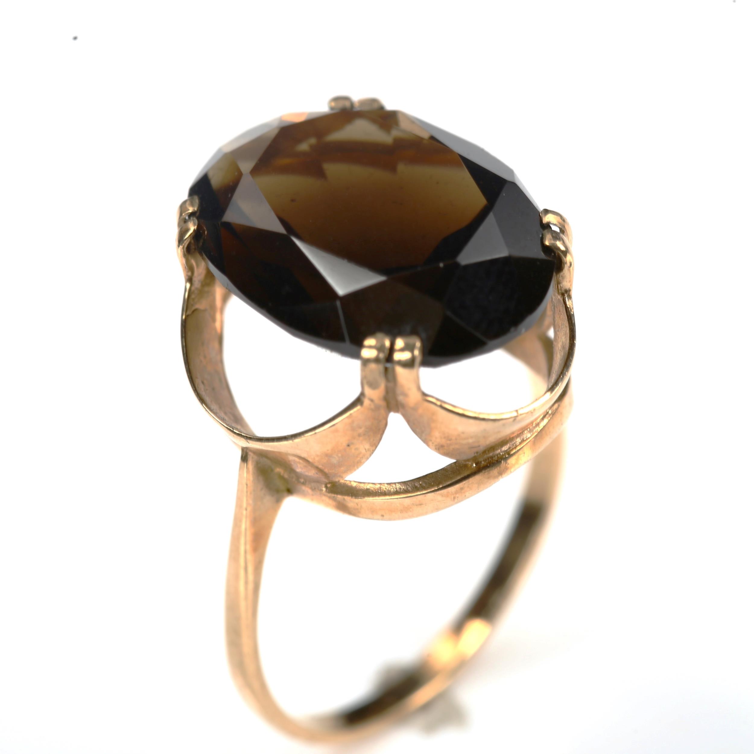 A Continental unmarked gold smoky quartz dress ring, setting height 17.8mm, size M, 3.6g No damage - Image 2 of 4