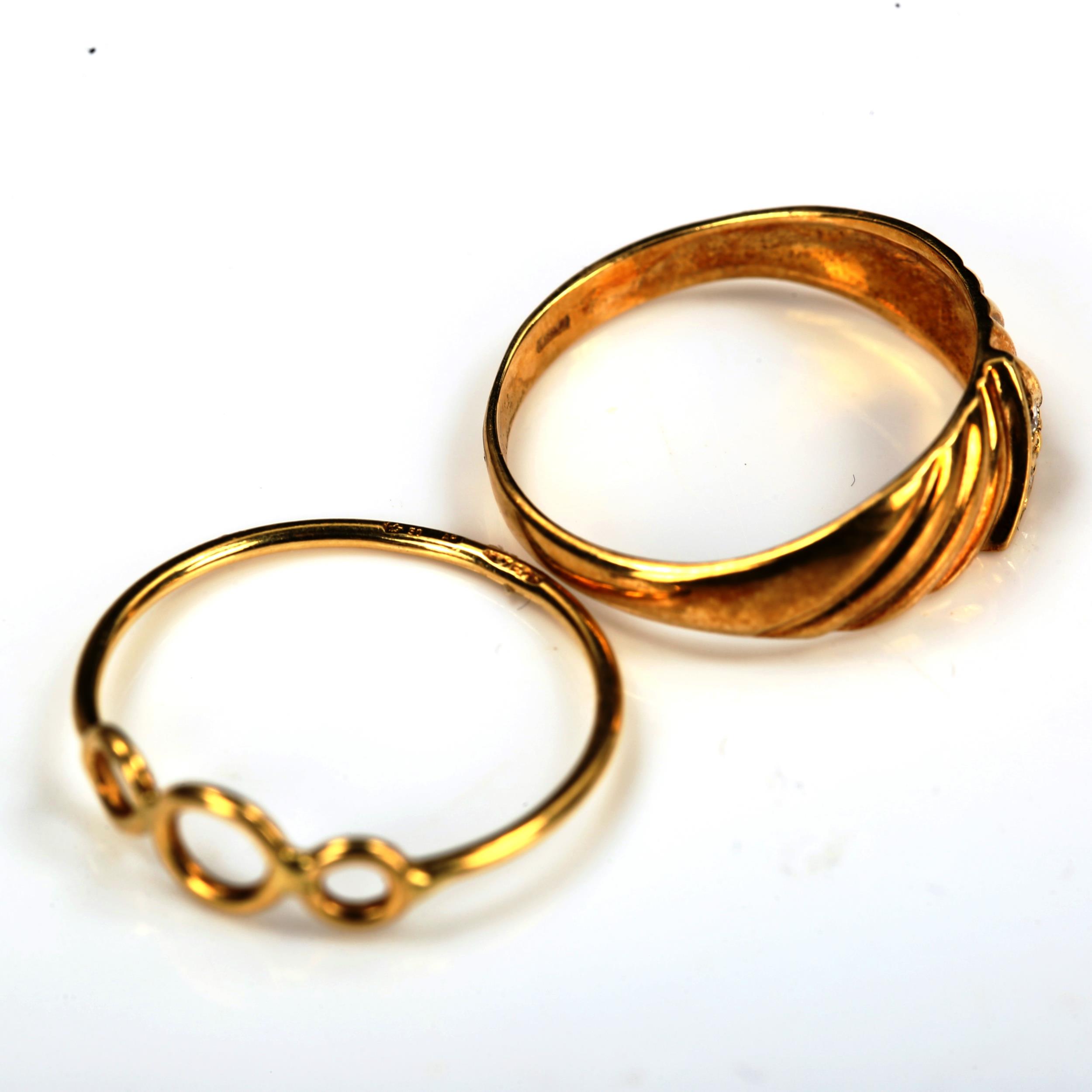 2 Continental 18ct gold rings, both size L, 3g total (2) No damage or repairs, marks slightly - Image 3 of 4