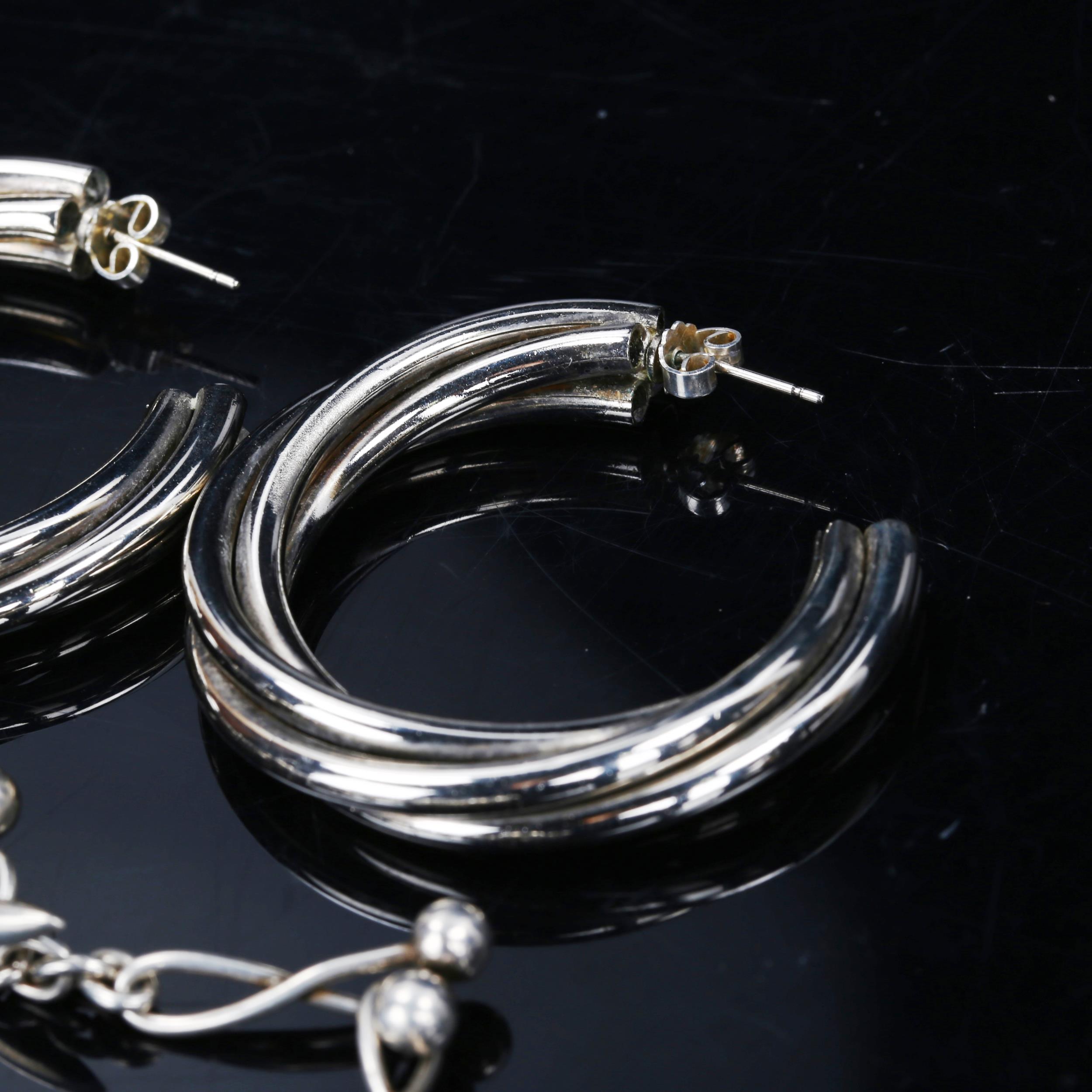 2 pieces of Danish silver jewellery, comprising bracelet and large pair of hoop earrings, bracelet - Image 3 of 4