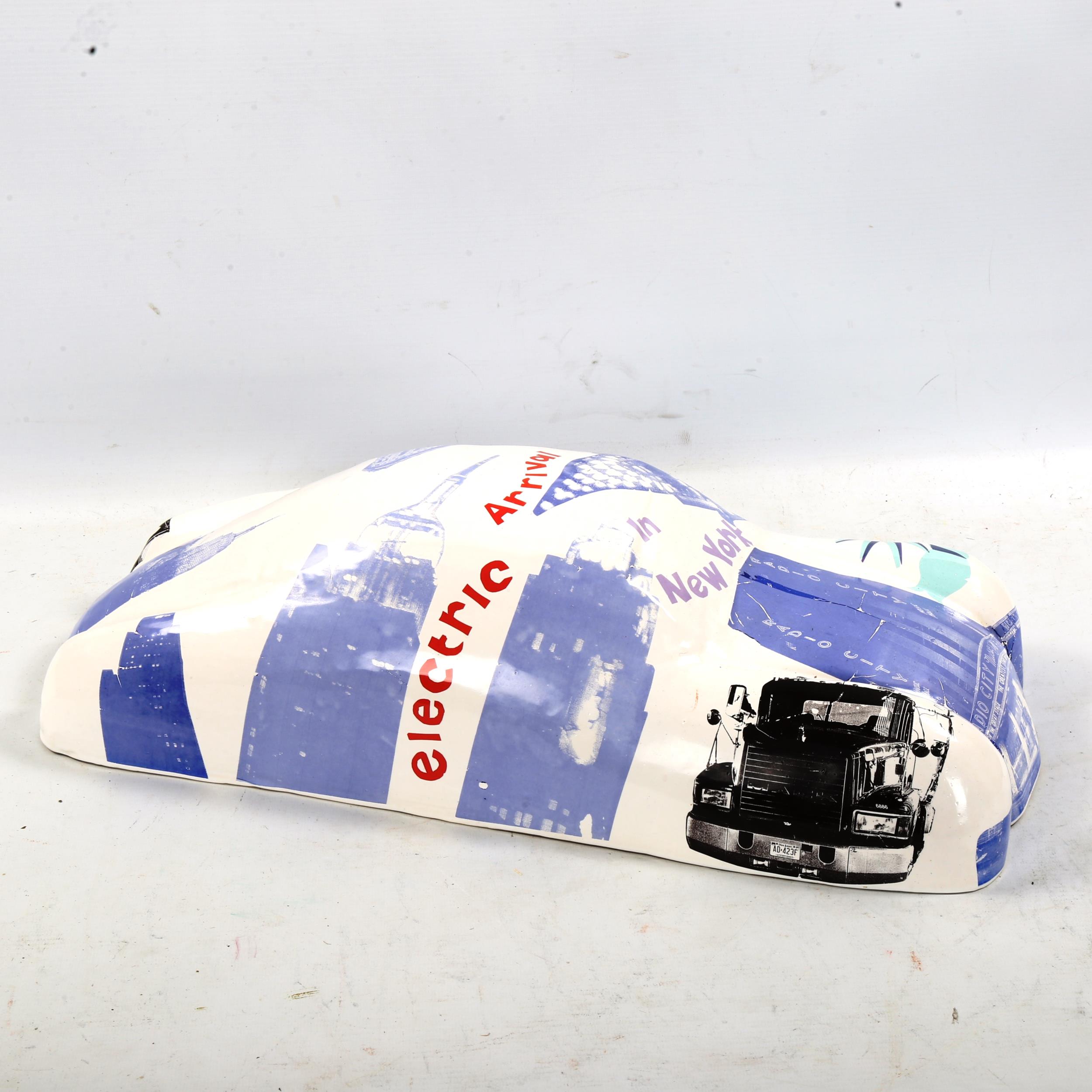 Phil Cosham, ceramic with applied print, New York taxi, exhibited at the RA, length 50cm Good - Image 4 of 4