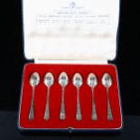 A cased set of George V silver Jubilee British Hallmarks Rattail pattern teaspoons, by Roberts &