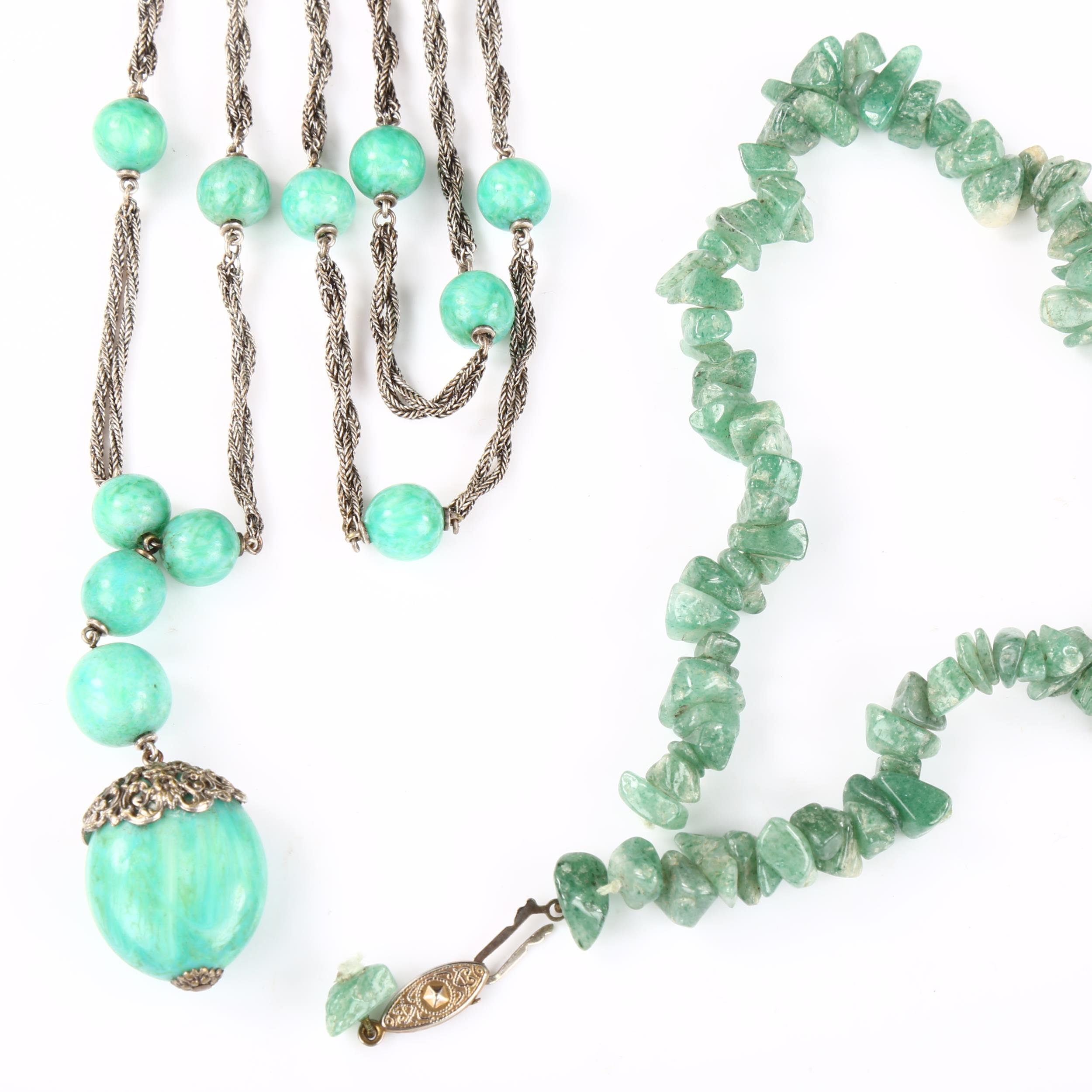 A Vintage Czech green glass bead necklace, and a jadeite bead necklace, A/F, 94.6g total (2) - Image 3 of 4