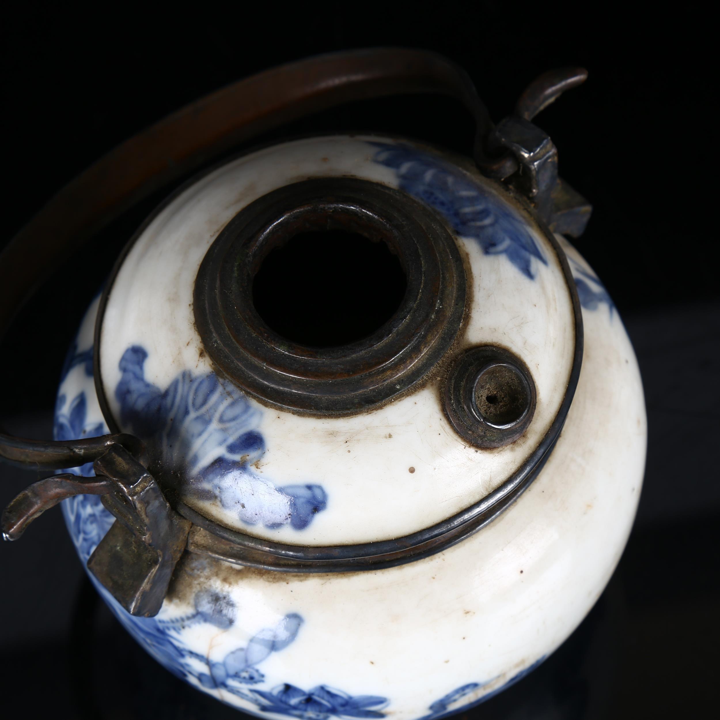 2 Chinese blue and white opium pipe pots, with metal mounts and marks on bases, height excluding - Image 8 of 9