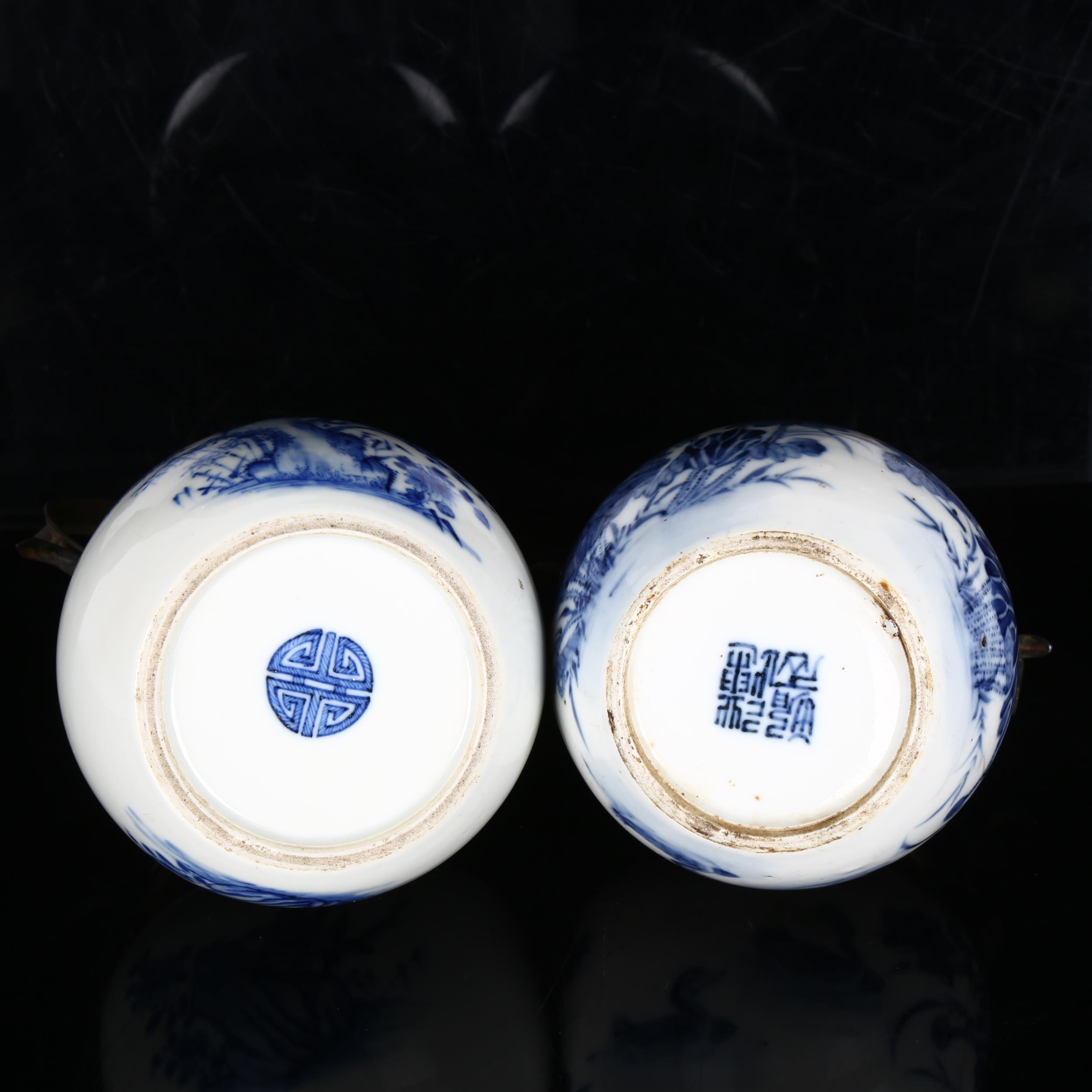 2 Chinese blue and white opium pipe pots, with metal mounts and marks on bases, height excluding - Image 3 of 9