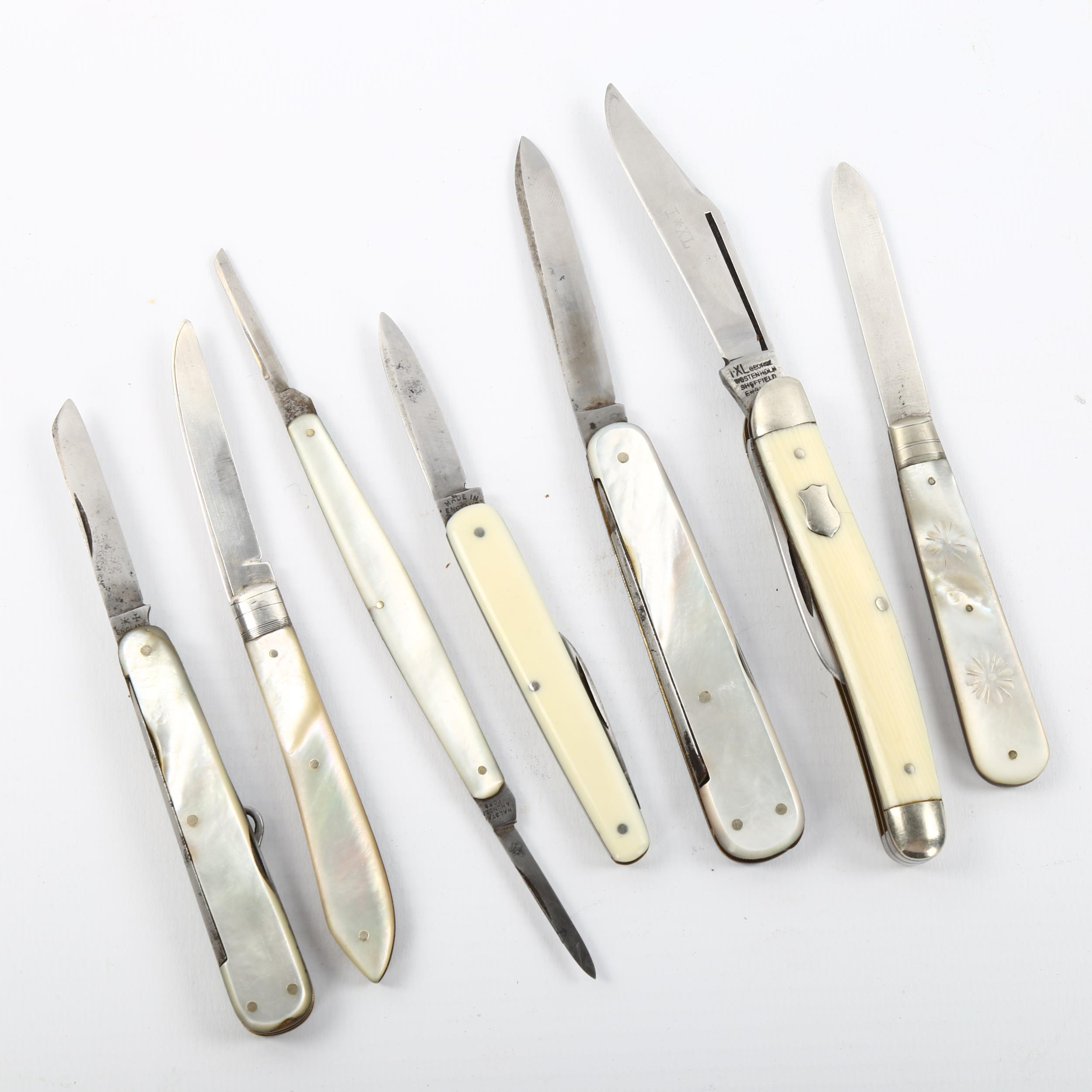 A group of 5 penknives, including 3 with mother-of-pearl mounts, George Wostenholm, IXL, Rodgers and - Bild 2 aus 3