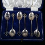 A set of 6 Arts and Crafts George V silver teaspoons, by Docker & Burn Ltd, hallmarks Birmingham