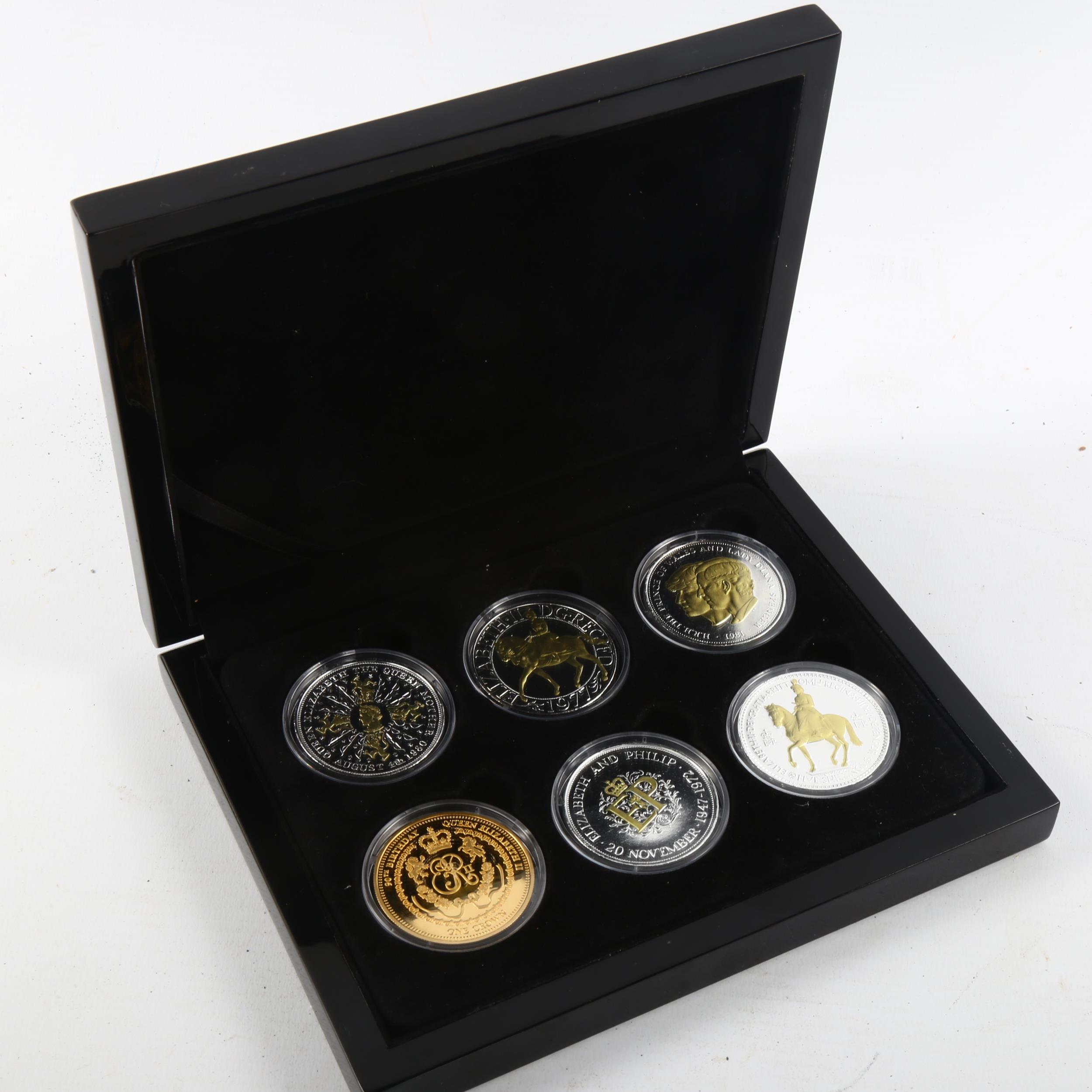 A cased set of 6 Elizabeth II crowns In original box, case and capsuals - Image 2 of 3