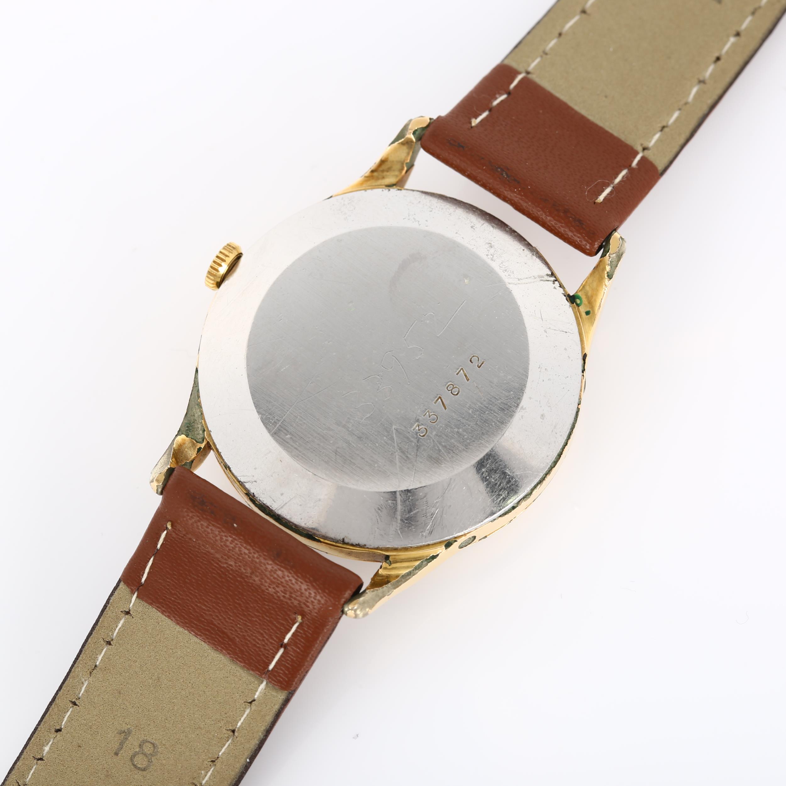 ZODIAC - a Vintage gold plated stainless steel triple calendar mechanical wristwatch, ref.905, circa - Bild 3 aus 5