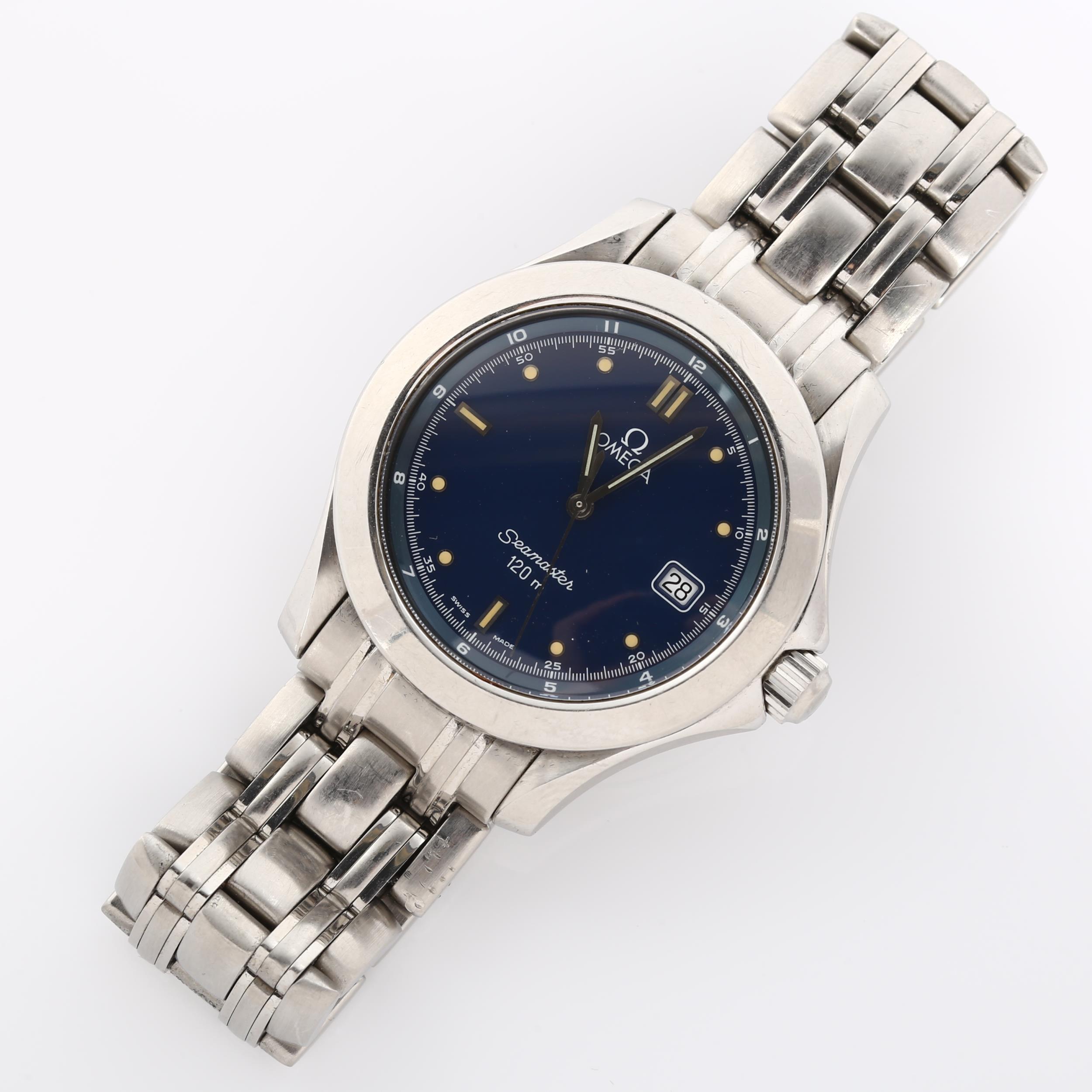 OMEGA - a stainless steel Seamaster 120M quartz bracelet watch, ref. 196.1501, circa 1993, blue dial - Image 2 of 5