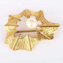 A mid-20th century 9ct gold cultured pearl abstract brooch, with textured settings, maker's marks