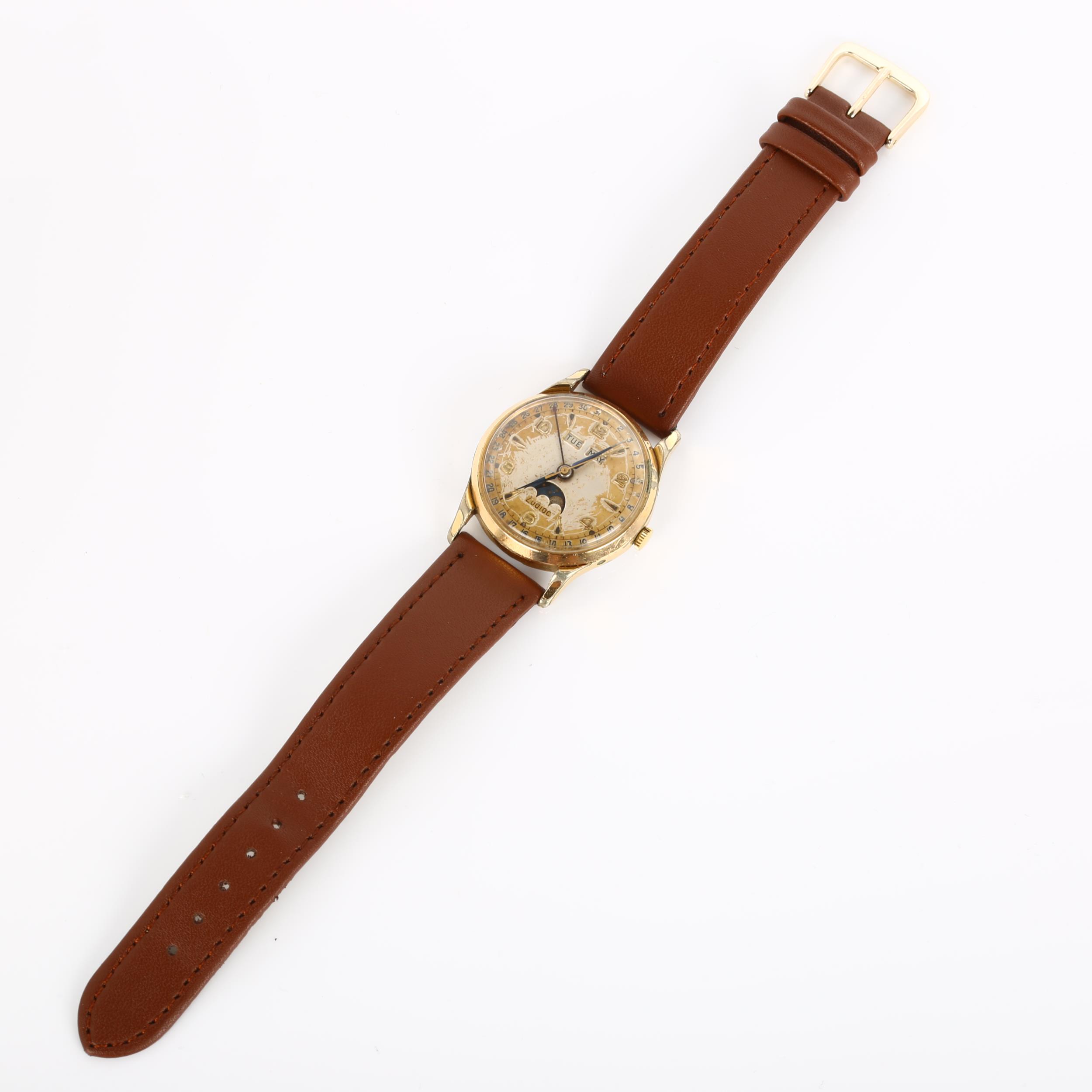 ZODIAC - a Vintage gold plated stainless steel triple calendar mechanical wristwatch, ref.905, circa - Bild 4 aus 5