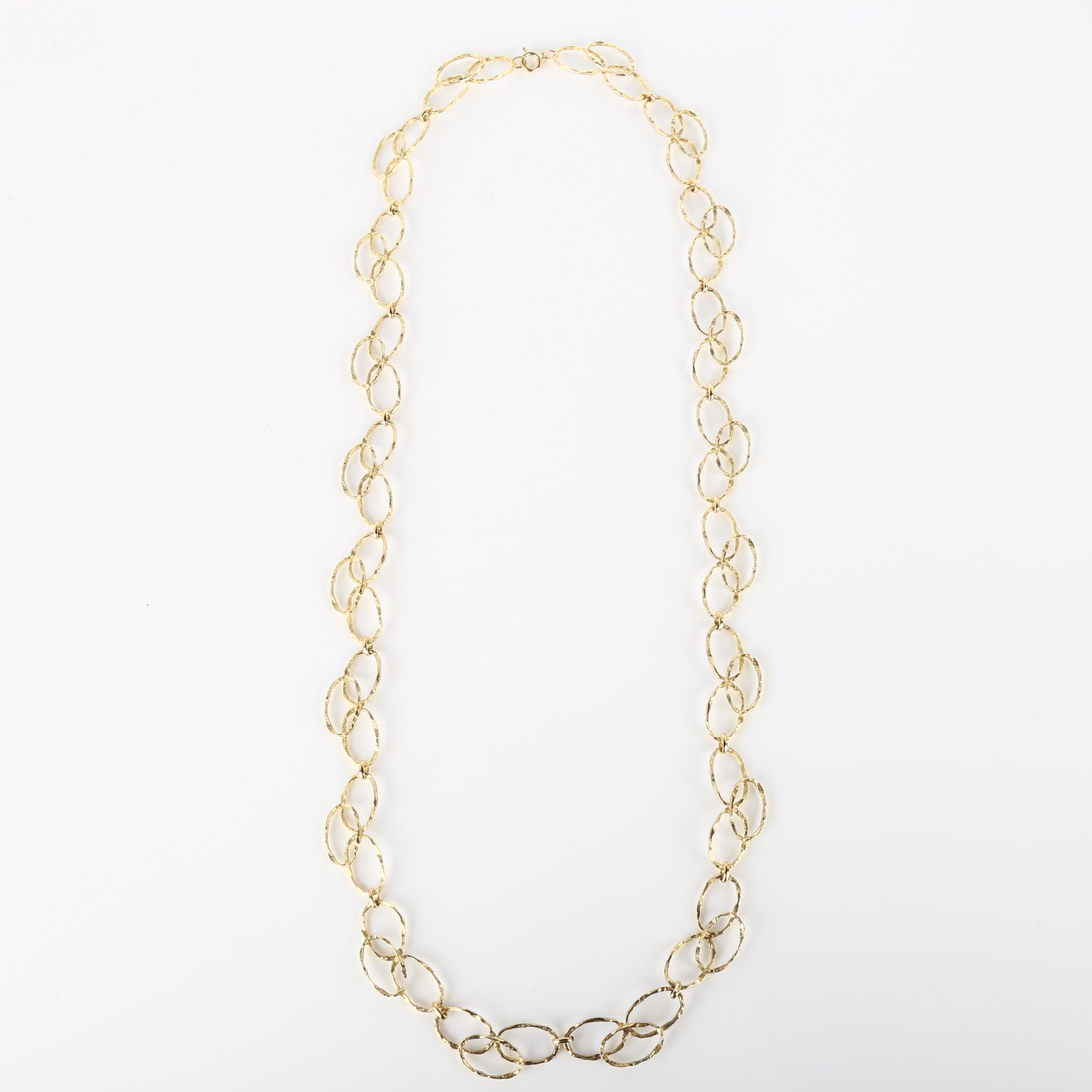 A late 20th century 9ct gold abstract hoop necklace, textured design, necklace length 60cm, 29g No - Image 2 of 4