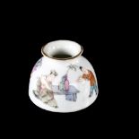 A Chinese white glaze porcelain inkwell, with hand painted figures, diameter 5.5cm