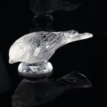 RENE LALIQUE - glass garden bird, clear and frosted glass, etched signature, length 12cm Good