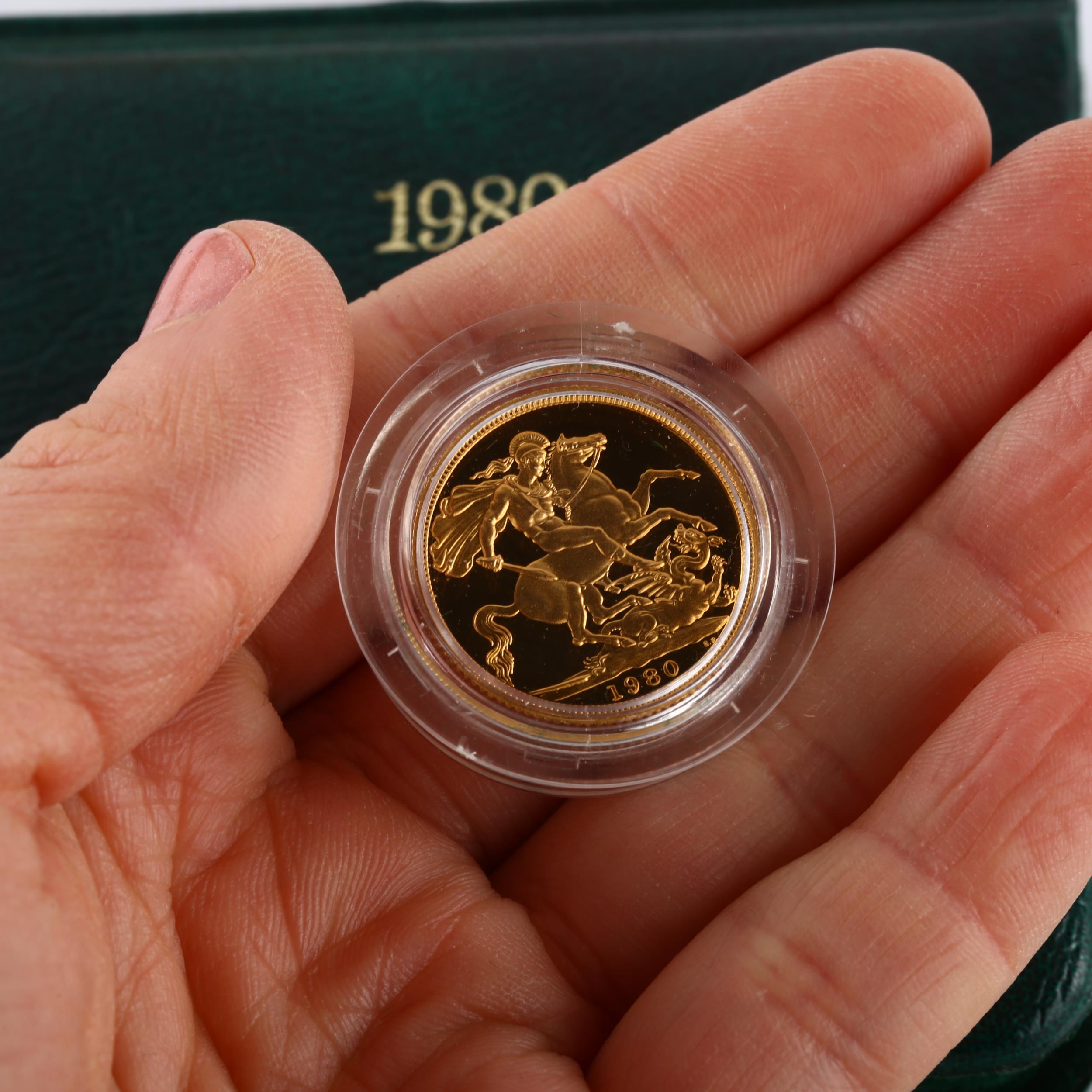 An Elizabeth II 1980 gold full proof full sovereign coin, Royal Mint, cased No damage - Image 4 of 4