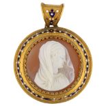 POPE PIUS IX (1846 - 1878) - a 19th century Italian agate hardstone cameo pendant, depicting