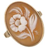 A Continental 14ct gold shell cameo ring, relief carved with flower, setting height 20.4mm, size