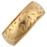 A 19th century 18ct gold wedding band ring, engraved floral decoration, maker's marks WM,