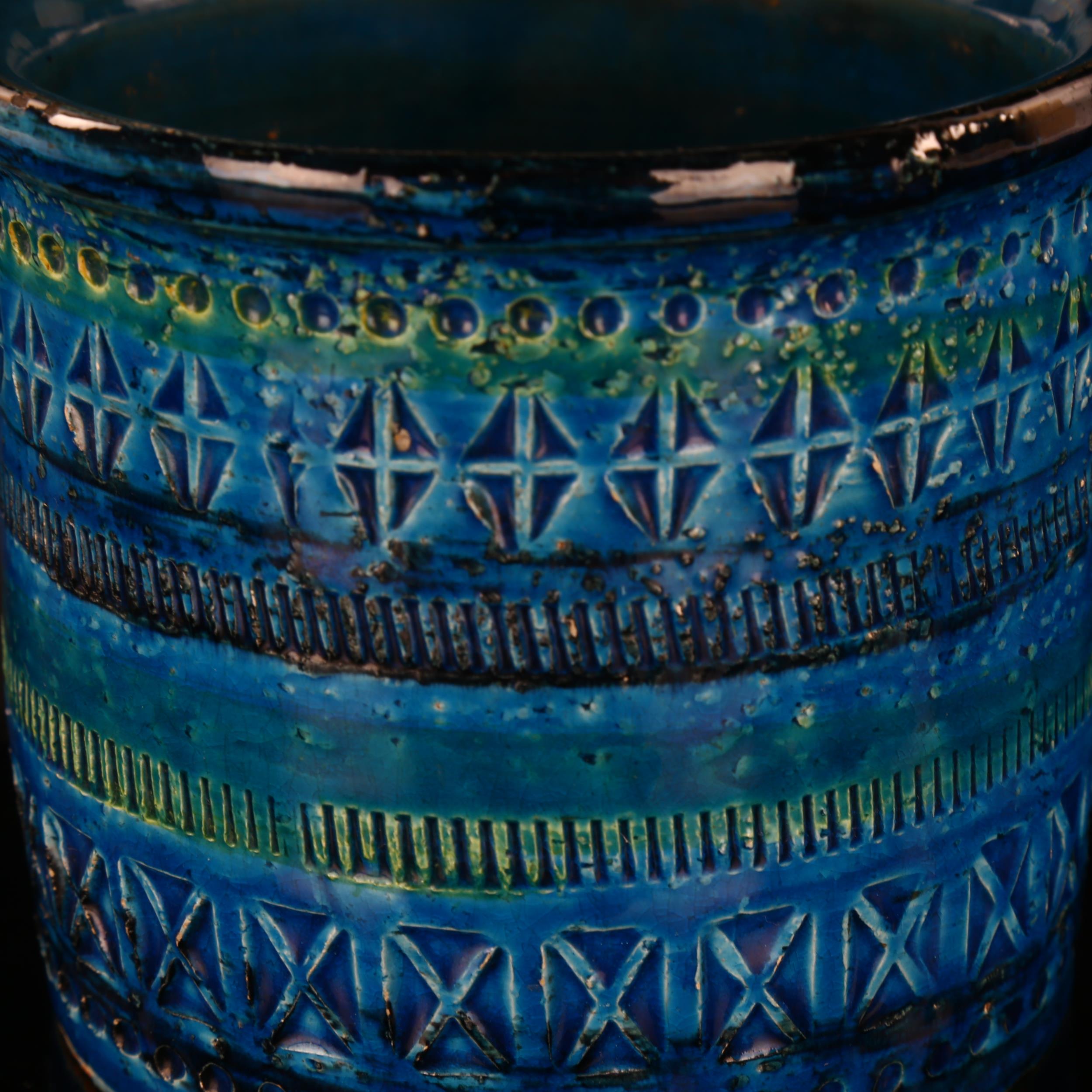 ALDO LONDI for Bitossi, a Rimini Blue planter/vase, stamped AH 80/12 Italy to base, height 10.5cm - Image 2 of 4