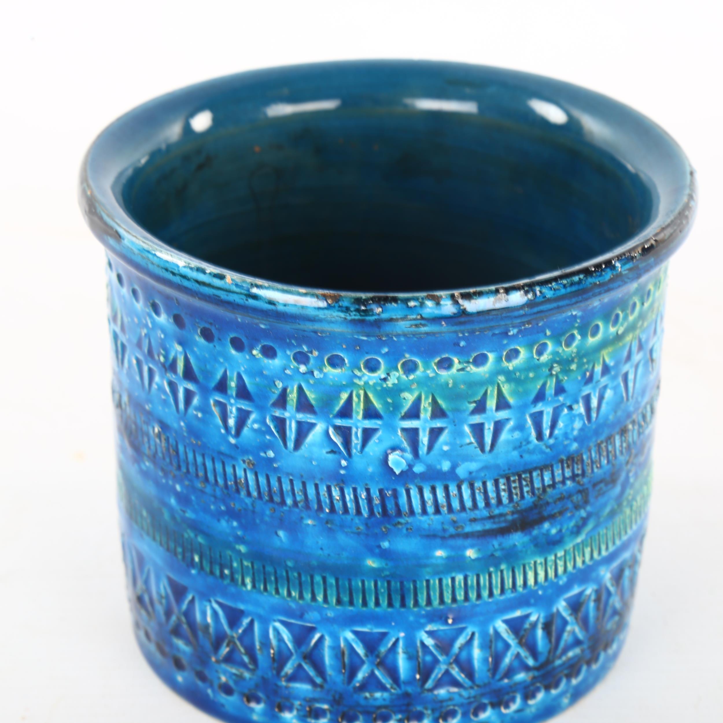 ALDO LONDI for Bitossi, a Rimini Blue planter/vase, stamped AH 80/12 Italy to base, height 10.5cm - Image 4 of 4