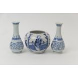 Chinese blue and white export globular vase, late 19th Century, decorated with figures and birds