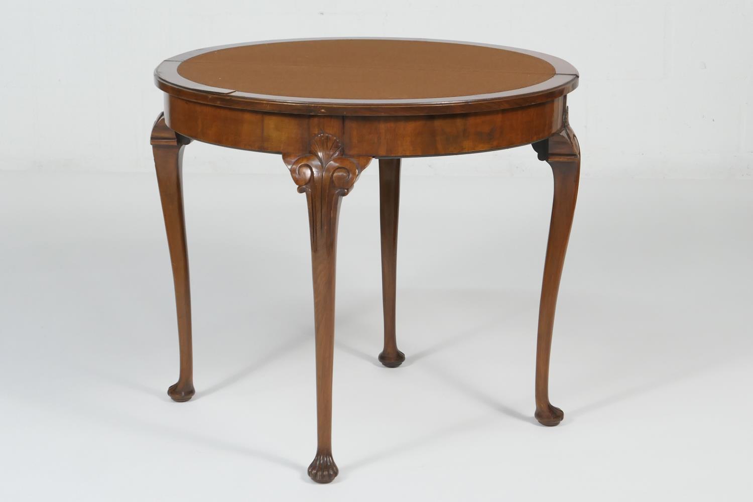 Queen Anne Revival walnut demi-lune card table, circa 1920s, the folding top opening to reveal a - Bild 2 aus 2