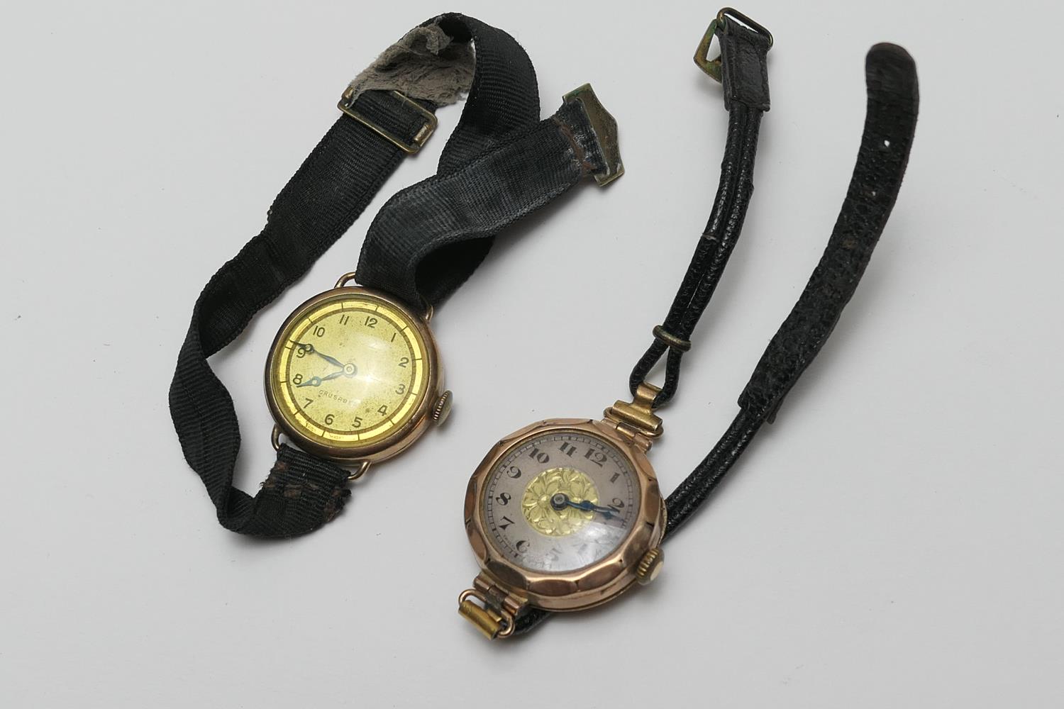 Two ladies' vintage 9ct gold cased wristwatches, circa 1920s-40s, 25mm and 23mm diameter, both