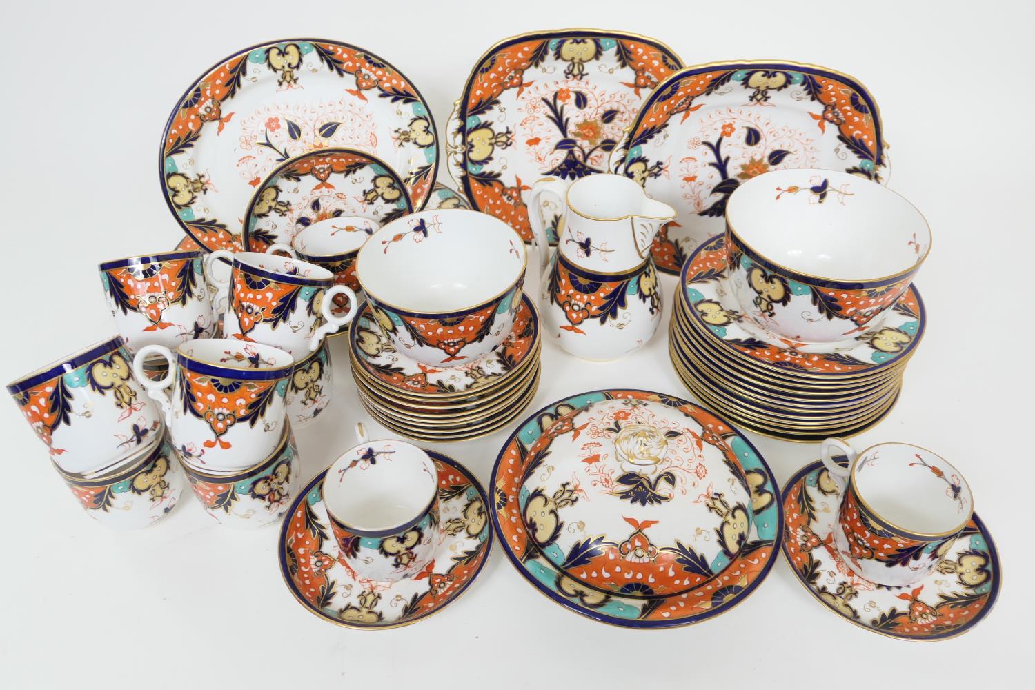 Davenport imari patterned tea and dessert service, late 19th Century, decorated in Japonesque